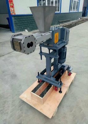 Good price প্লাস্টিকের উপাদান উল্লম্ব স্ক্রু ফিডার, এক্সট্রুডার মেশিনের জন্য নমনীয় স্ক্রু ফিডার অনলাইন